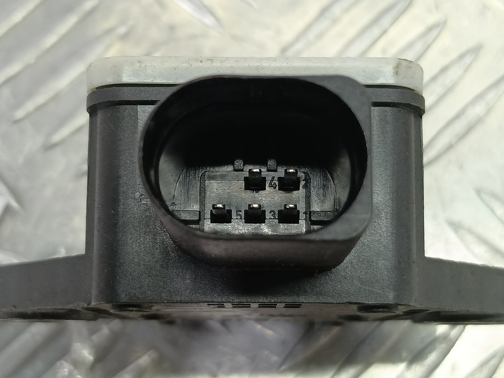 датчик ускорения AUDI A6  8E0907637B, 860 рублей, Москва