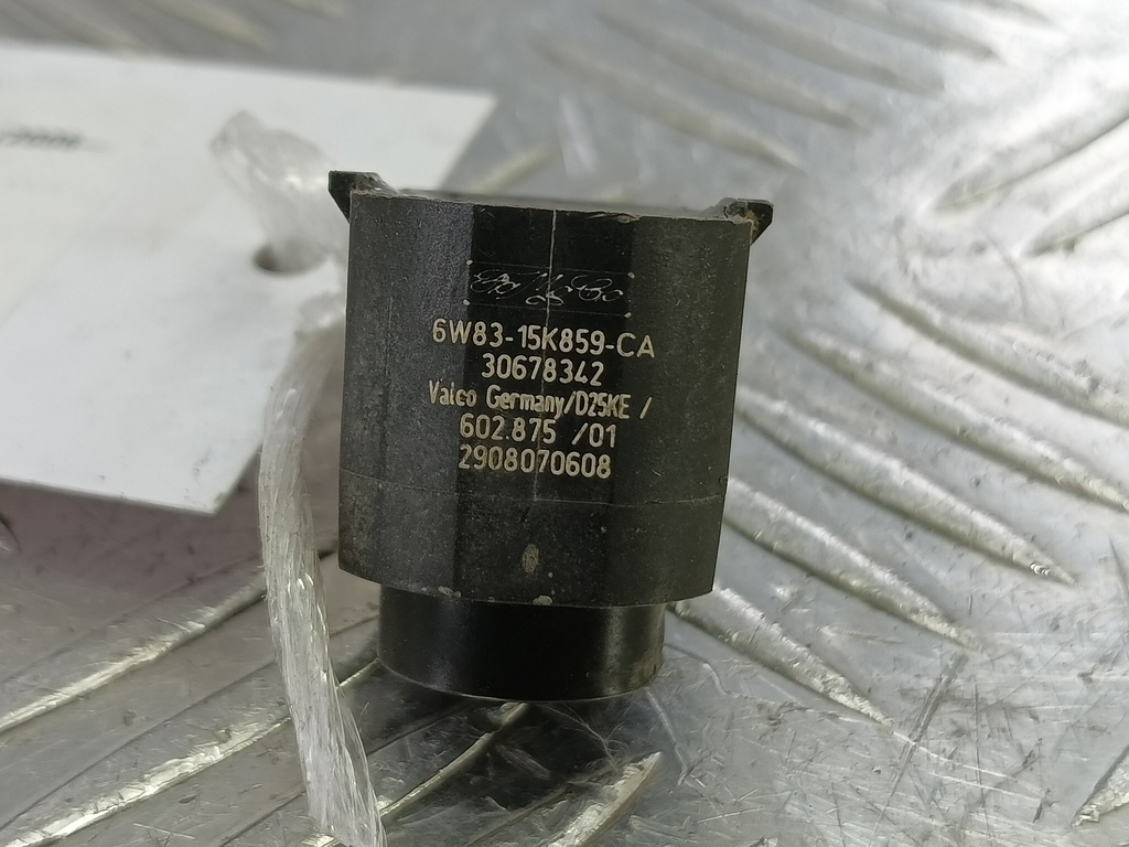 датчик парковки LAND ROVER FREELANDER  LR040659, 2010 рублей, Москва