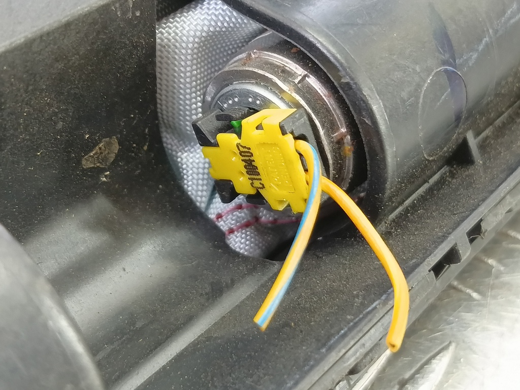 подушка безопасности в колени LAND ROVER FREELANDER  LR003066, 2010 рублей, Москва