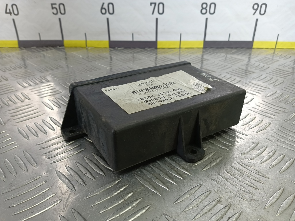 блок управления Jaguar XF 3.0 AT (238 л.с.)XF  I (2007—2011) Седан 8W832C496AB, 980 рублей, Москва