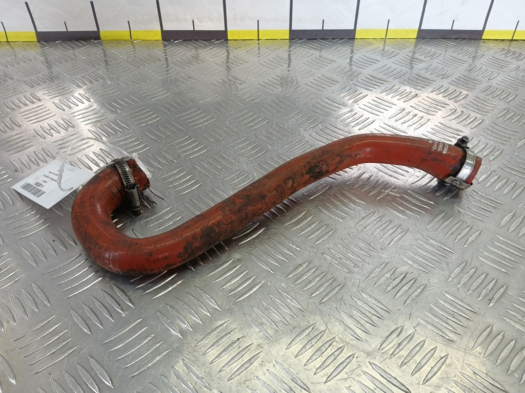 патрубок интеркулера Jaguar XF 2.7 AT (207 л.с.)XF  I (2007—2011) Седан C2Z4536, 1440 рублей, Москва