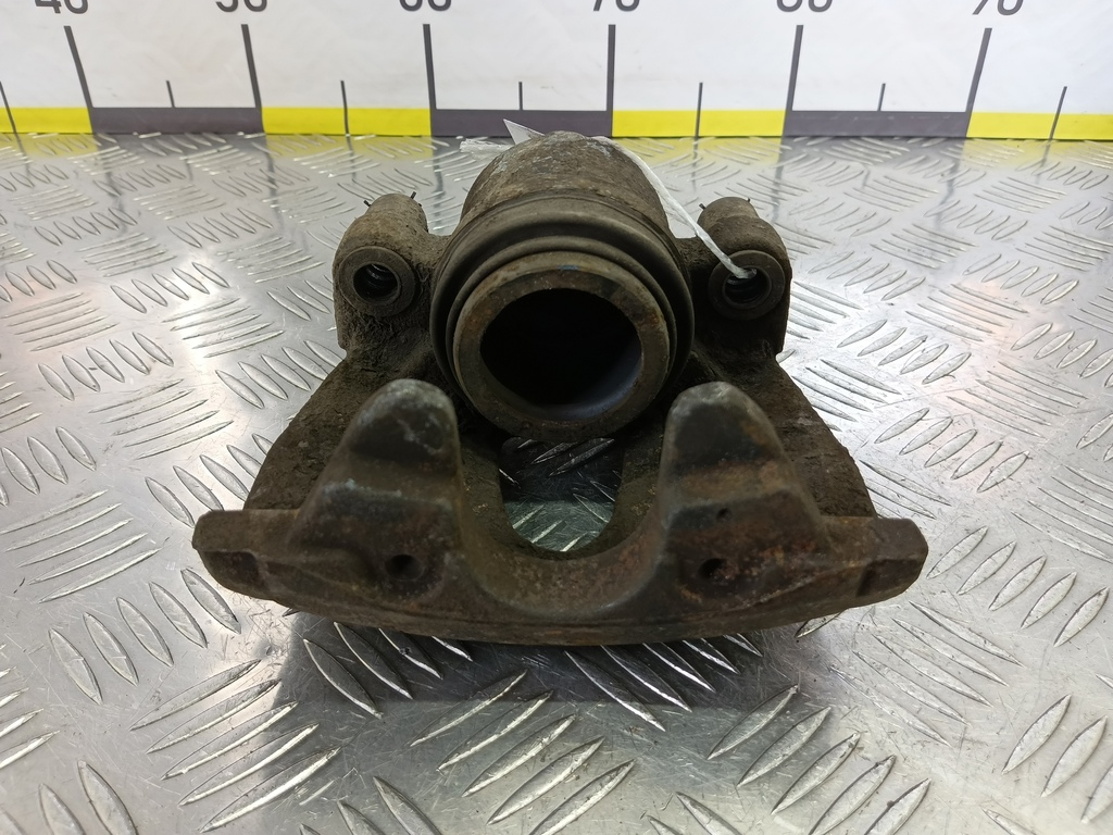 суппорт FORD Focus Focus 1682875, 980 рублей, Москва