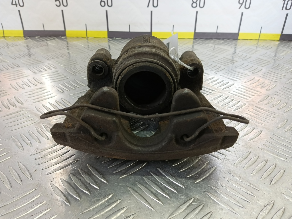 суппорт FORD Focus  1682876, 1670 рублей, Москва