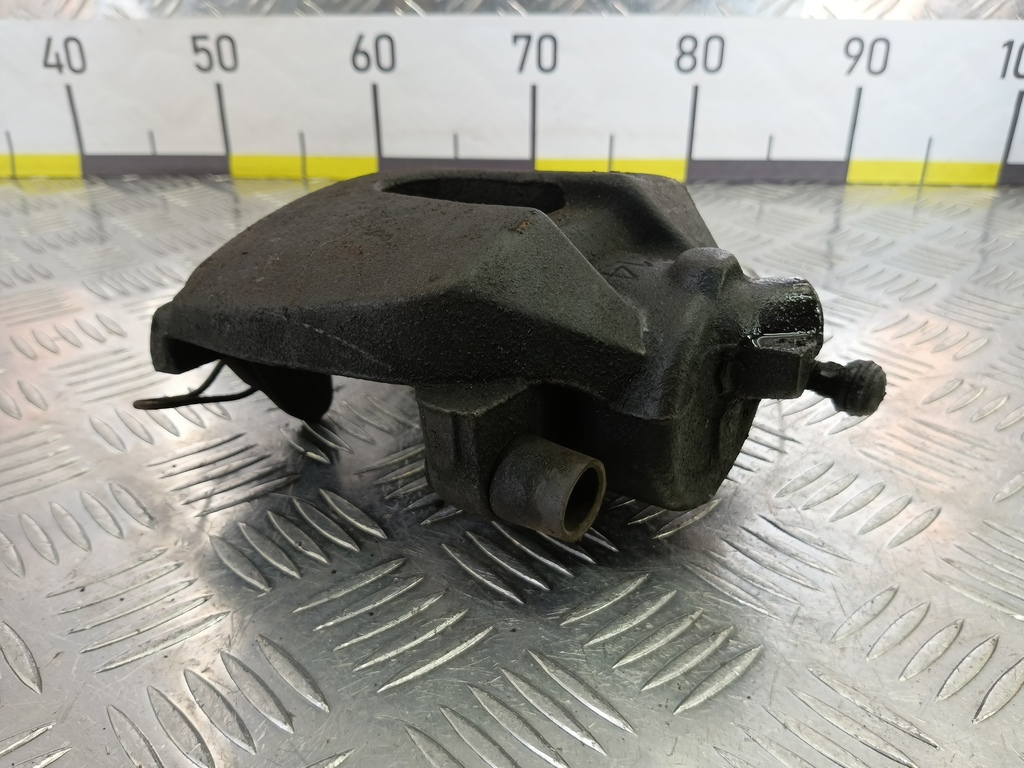 суппорт FORD Focus  1682875, 980 рублей, Москва