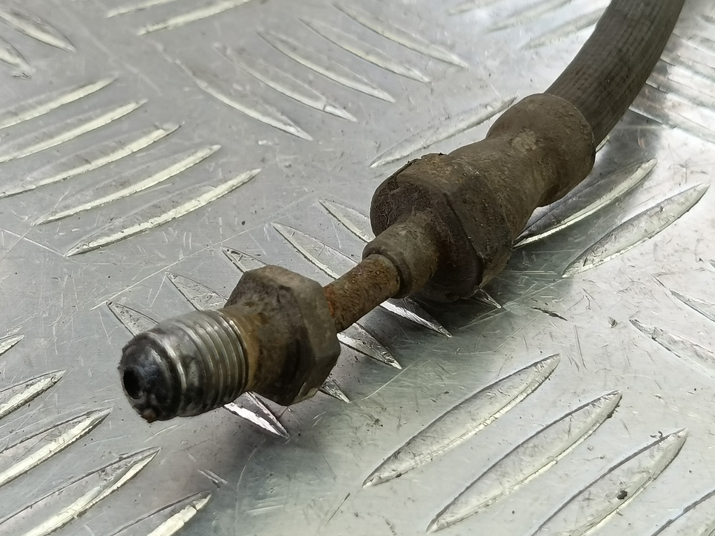 трубка тормозная FORD Focus  1682557, 980 рублей, Москва