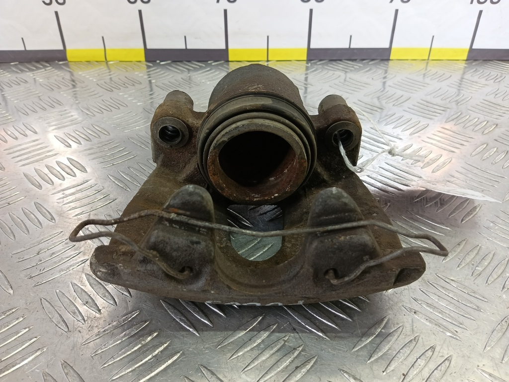 суппорт FORD Focus 2.0 AMT (160 л.с.)Focus  III рестайлинг (2014—2019) Седан 1682875, 980 рублей, Москва