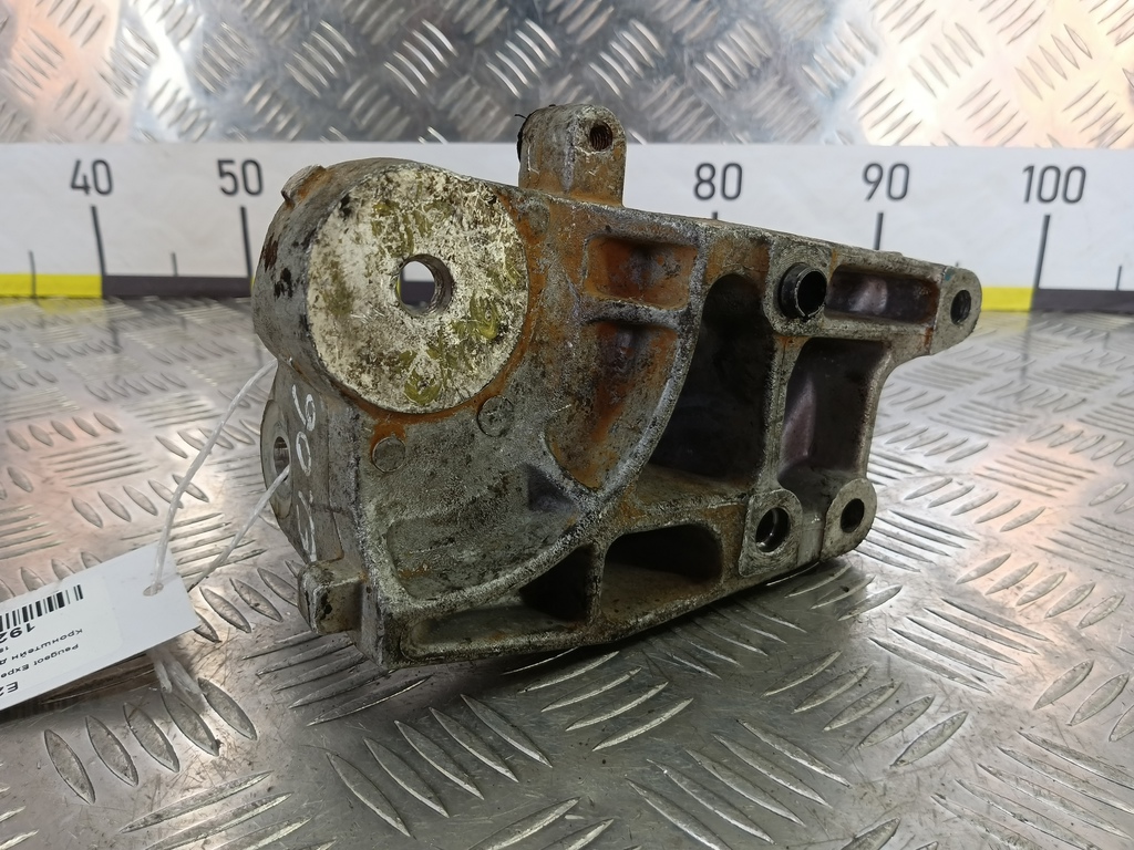 кронштейн двигателя (двс) Peugeot Expert  1807AN, 3279 рублей, Москва