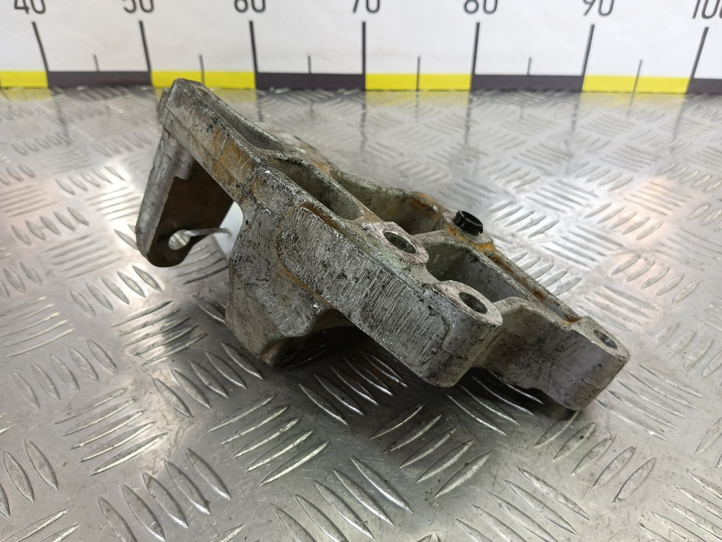 кронштейн двигателя (двс) Peugeot Expert  1807AN, 3279 рублей, Москва