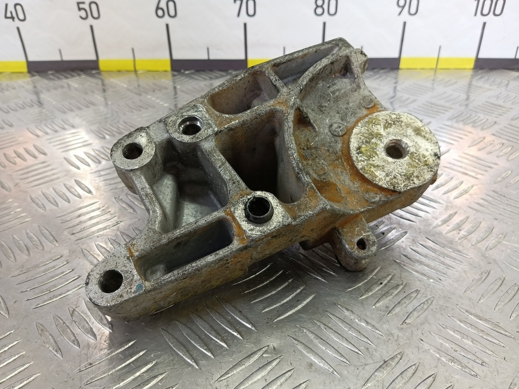 кронштейн двигателя (двс) Peugeot Expert  1807AN, 3279 рублей, Москва