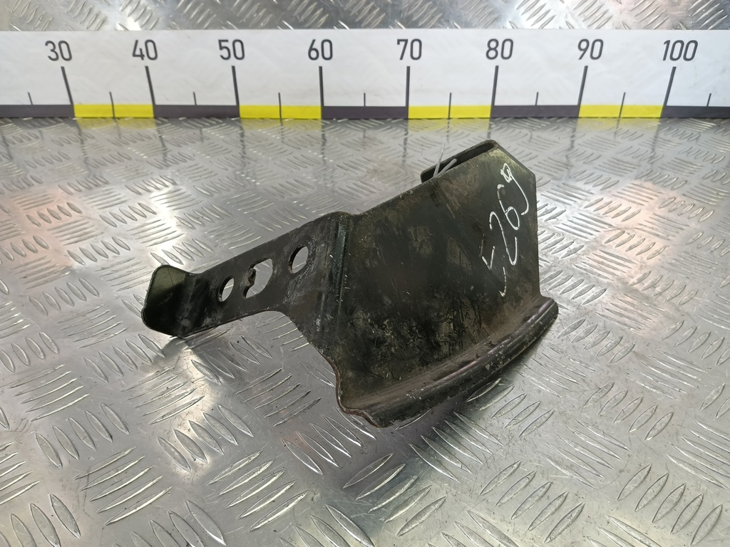 кронштейн бампера Renault Master  8200808378, 2240 рублей, Москва