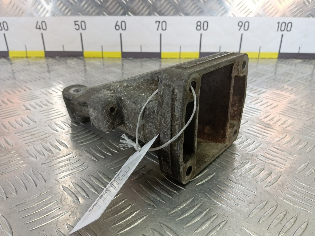 кронштейн двигателя (двс) MERCEDES-BENZ   A6462230204, 520 рублей, Москва