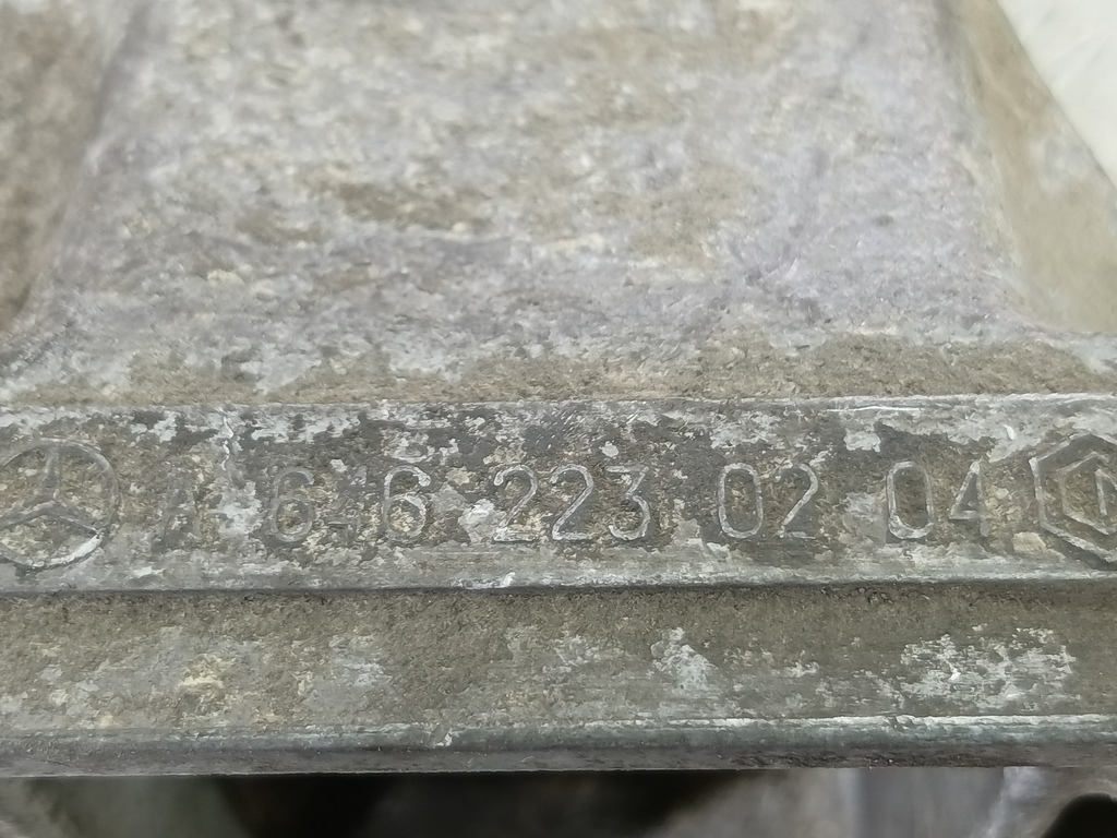 кронштейн двигателя (двс) MERCEDES-BENZ   A6462230204, 520 рублей, Москва