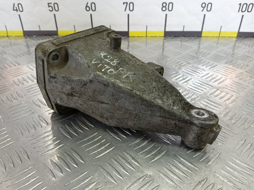 кронштейн двигателя (двс) MERCEDES-BENZ Vito  A6462230804, 520 рублей, Москва