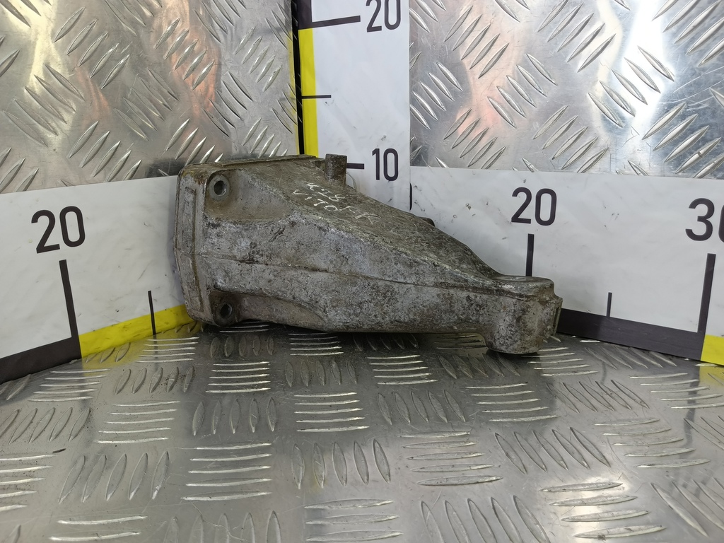 кронштейн двигателя (двс) MERCEDES-BENZ Vito  A6462230804, 520 рублей, Москва