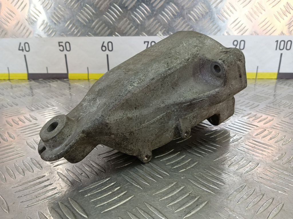 кронштейн двигателя (двс) MERCEDES-BENZ Sprinter  A6512231804, 980 рублей, Москва