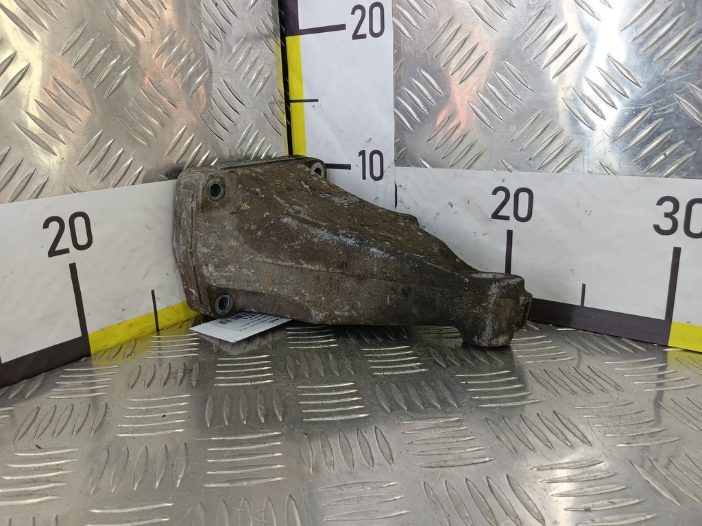 кронштейн двигателя (двс) MERCEDES-BENZ Vito  A6462230204, 520 рублей, Москва