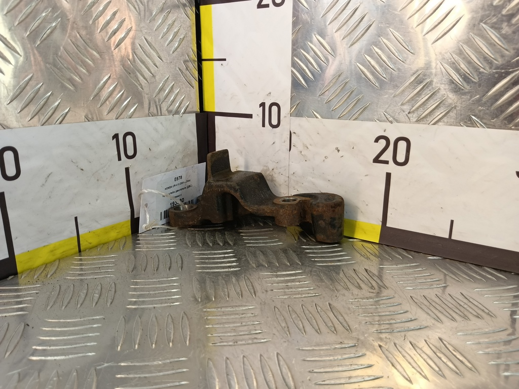 кронштейн двигателя (двс) HONDA CR-V 2.0 AT (150 л.с.)CR-V  II (2001—2004) Внедорожник 50823S9A013, 2010 рублей, Москва