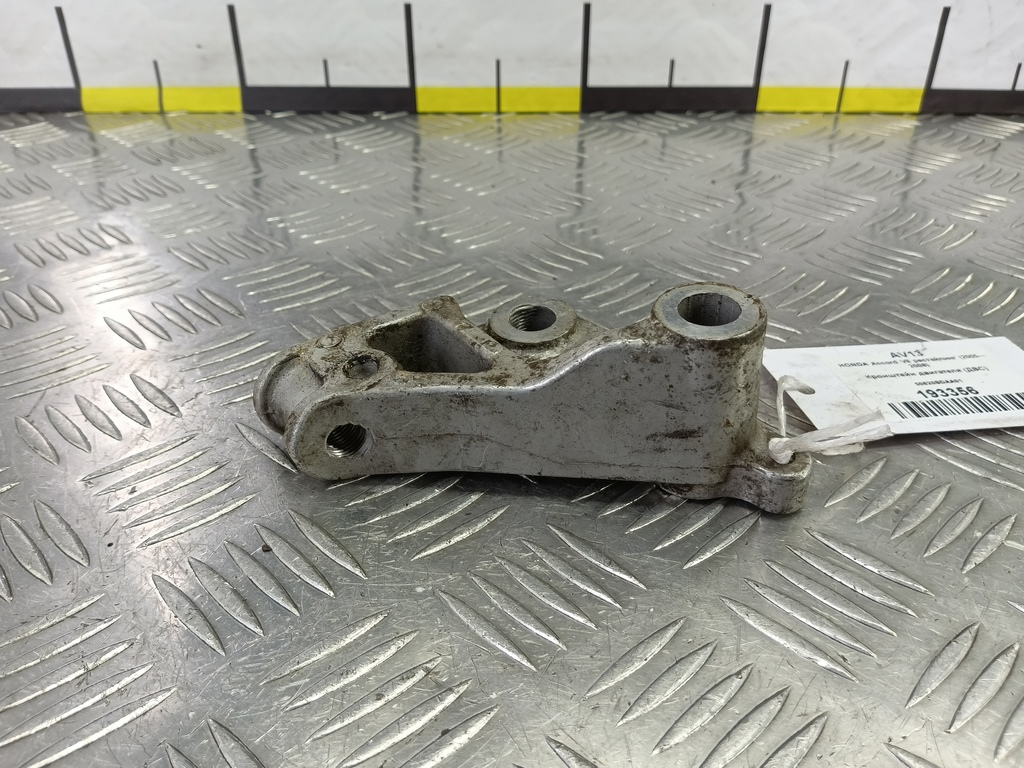 кронштейн двигателя (двс) HONDA Accord 2.4 AT (162 л.с.)Accord  VII (2002—2006) Седан 50620SDAA01, 520 рублей, Москва