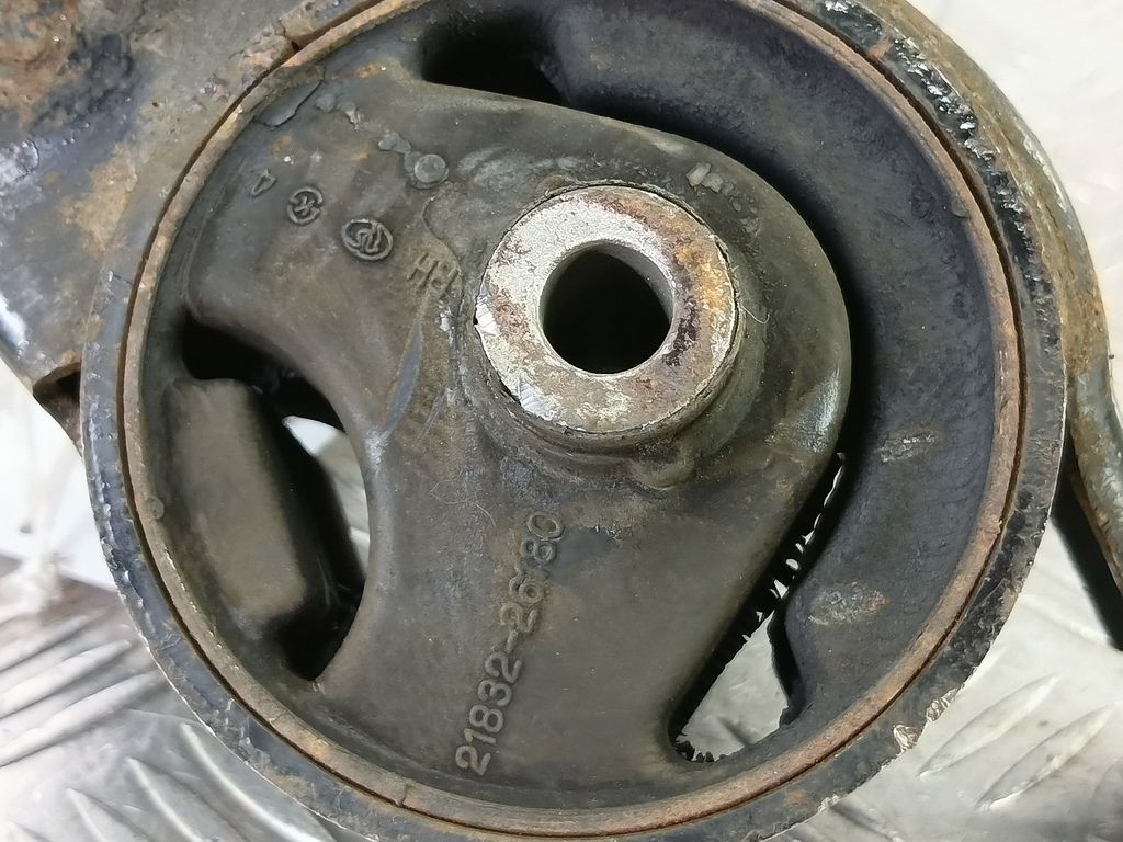 подушка двигателя (опора двс) Hyundai SANTA FE  2183026100, 630 рублей, Москва