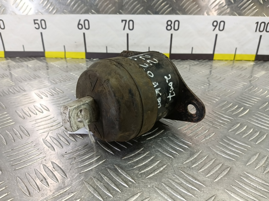 подушка двигателя (опора двс) HONDA Accord 2.0 AT (155 л.с.)Accord  VII (2002—2006) Седан 50820SEAE01, 5000 рублей, Москва