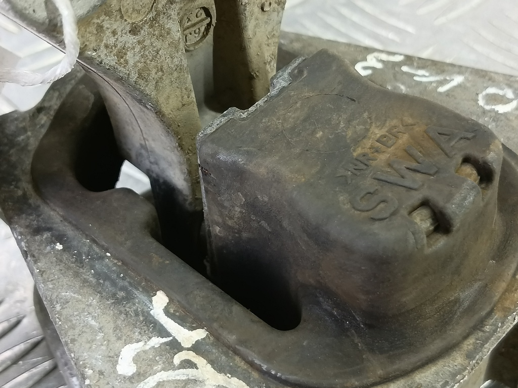 подушка двигателя (опора двс) HONDA CR-V 2.0 AT (150 л.с.)CR-V  III (2006—2009) Внедорожник 50850SWAA81, 4430 рублей, Москва