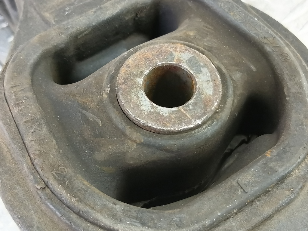 подушка двигателя (опора двс) HONDA CR-V 2.0 AT (150 л.с.)CR-V  III (2006—2009) Внедорожник 50880SWCE81, 3510 рублей, Москва