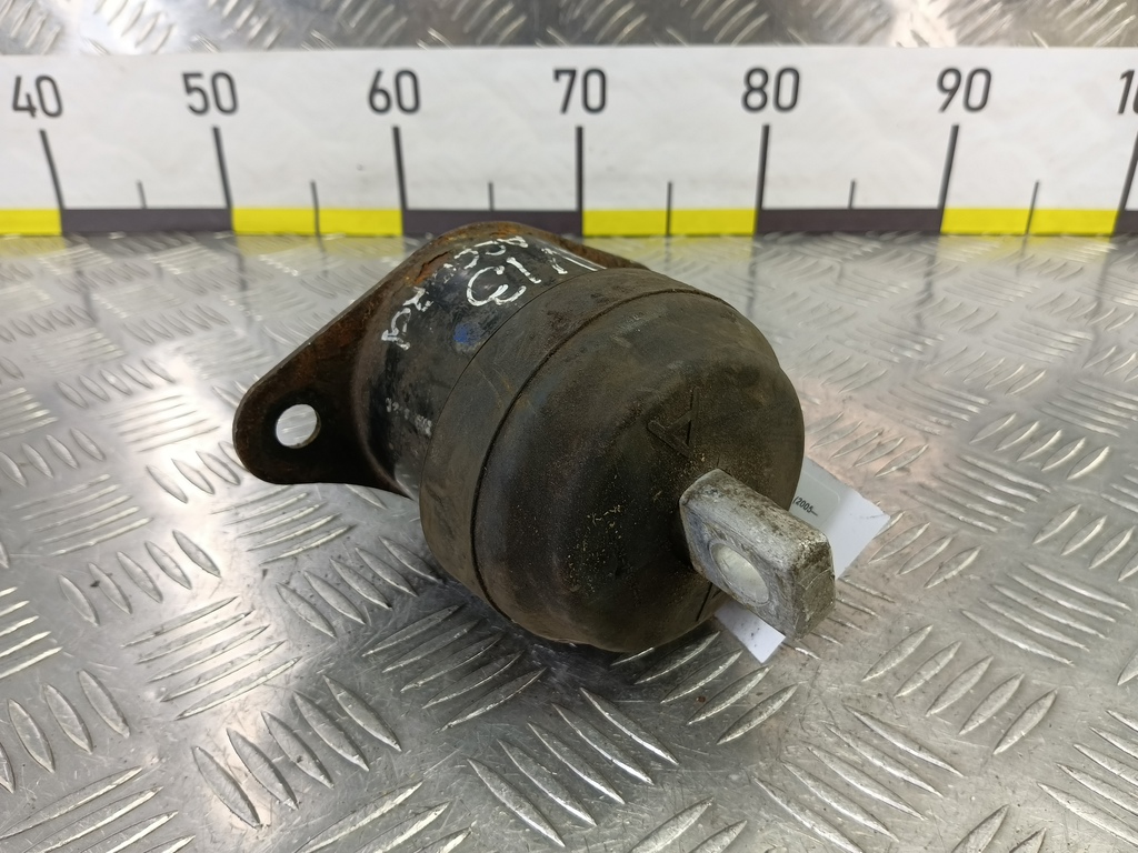 подушка двигателя (опора двс) HONDA Accord 2.4 AT (162 л.с.)Accord  VII (2002—2006) Седан 50820SEAE01, 5000 рублей, Москва