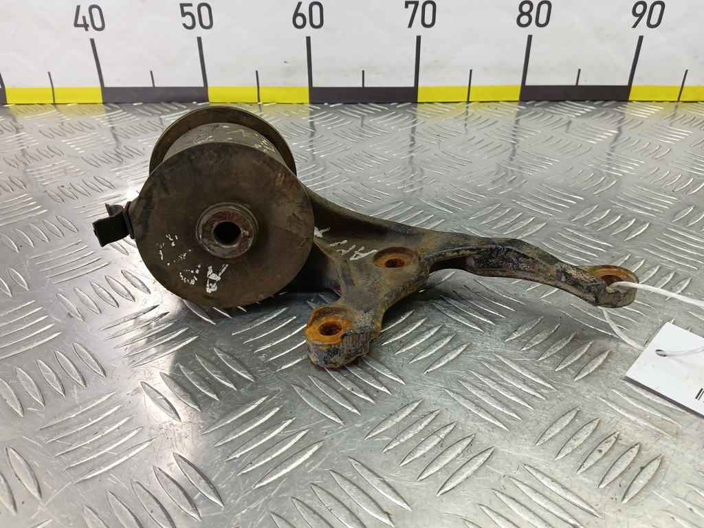 подушка редуктора SUZUKI Grand Vitara 2.0 4WD MT (140 л.с.)Grand Vitara  II (2005—2008) Внедорожник 2762066J22, 520 рублей, Москва