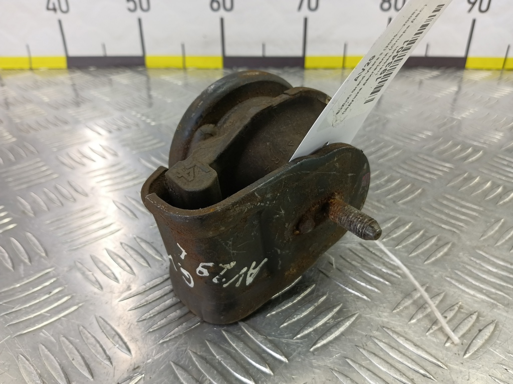 подушка двигателя (опора двс) SUZUKI Grand Vitara 2.0 4WD MT (140 л.с.)Grand Vitara  II (2005—2008) Внедорожник 1161065J01, 5350 рублей, Москва