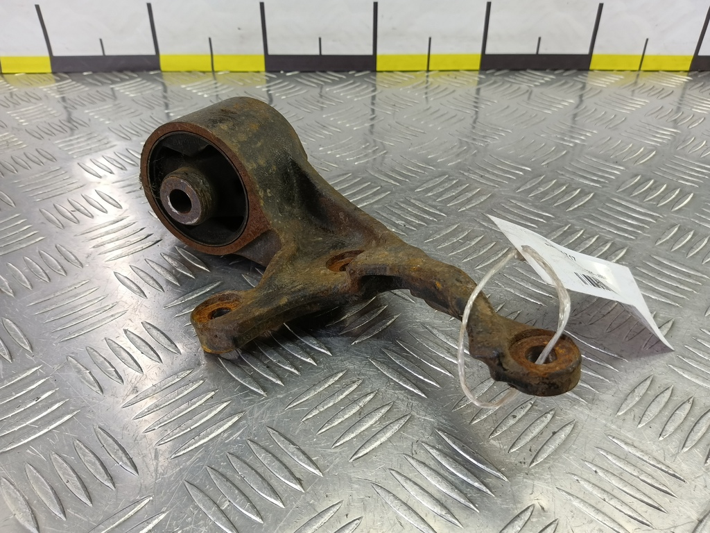 подушка редуктора SUZUKI Grand Vitara 2.0 4WD MT (140 л.с.)Grand Vitara  II (2005—2008) Внедорожник 2762066J22, 520 рублей, Москва