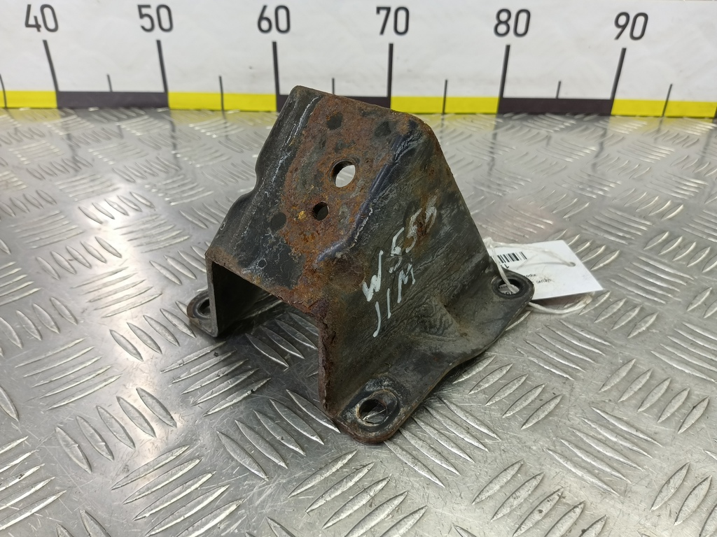 кронштейн двигателя (двс) SUZUKI JIMNY 1.3 4WD MT (86 л.с.)Jimny  III рестайлинг (2005—2012) Внедорожник 1164180A00, 980 рублей, Москва