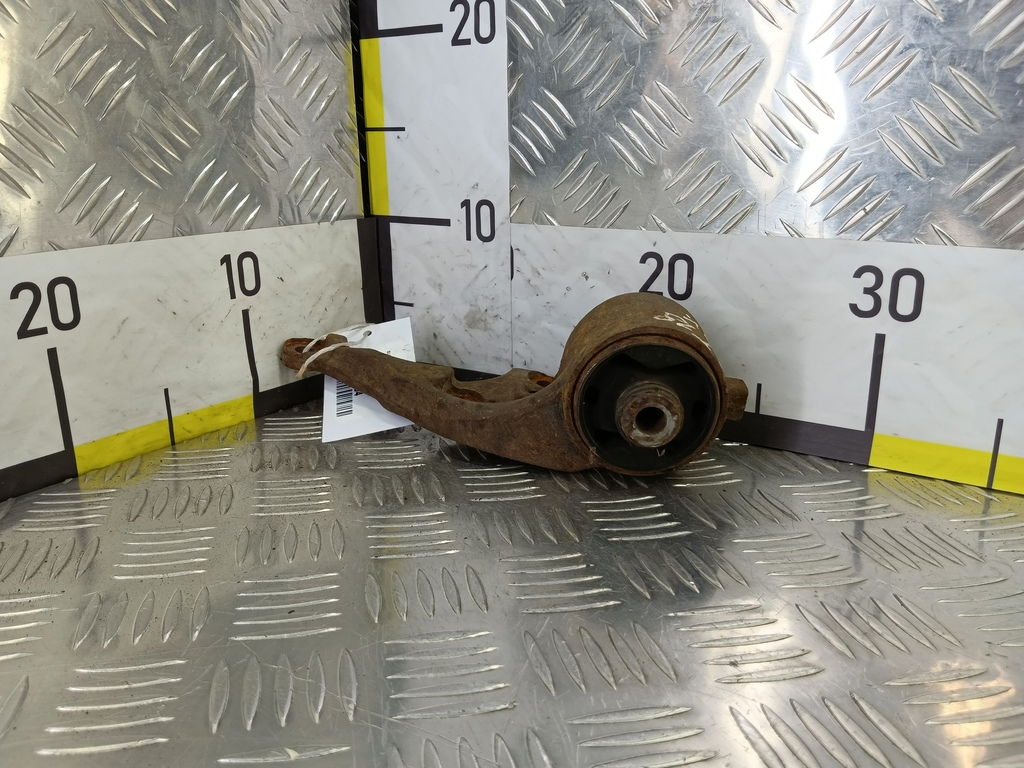 подушка редуктора SUZUKI Grand Vitara 2.0 4WD MT (140 л.с.)Grand Vitara  II (2005—2008) Внедорожник 2762066J22, 520 рублей, Москва