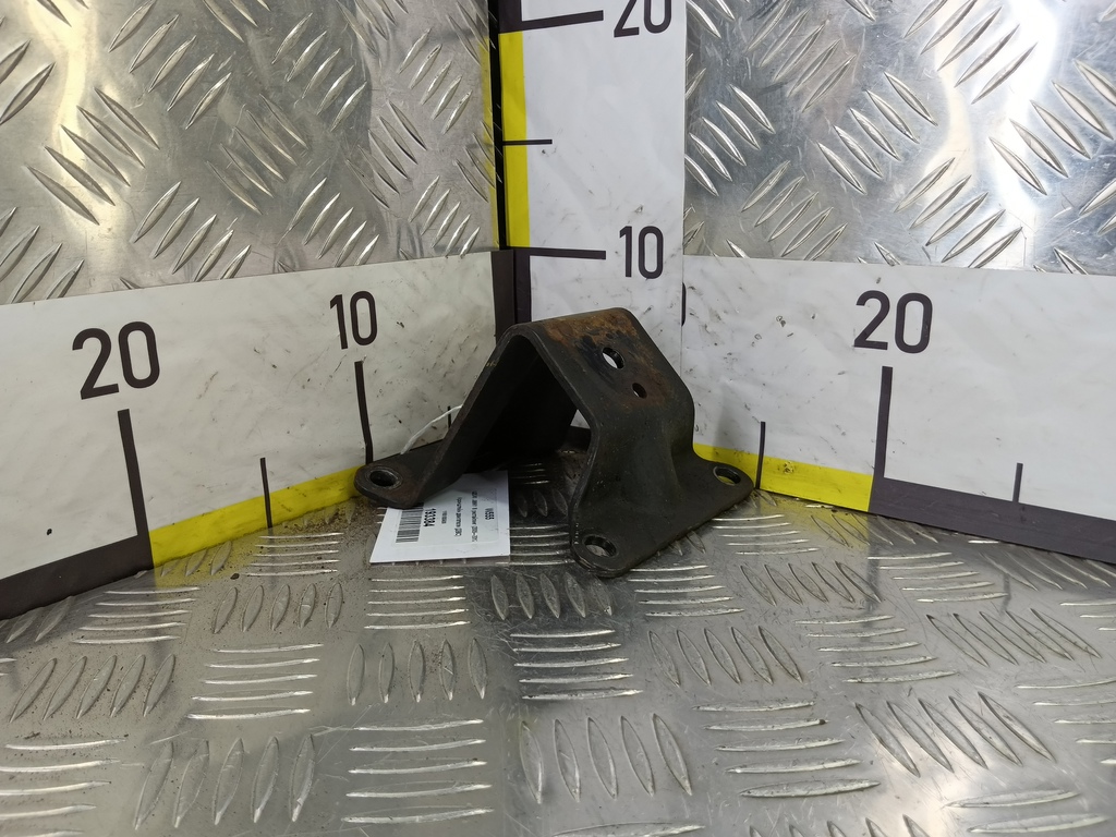 кронштейн двигателя (двс) SUZUKI JIMNY 1.3 4WD MT (86 л.с.)Jimny  III рестайлинг (2005—2012) Внедорожник 1165180A00, 1090 рублей, Москва