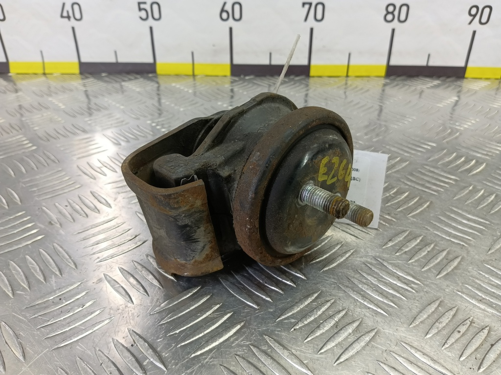 подушка двигателя (опора двс) SUZUKI Grand Vitara 2.0 4WD MT (140 л.с.)Grand Vitara  II (2005—2008) Внедорожник 1161065J01, 5350 рублей, Москва