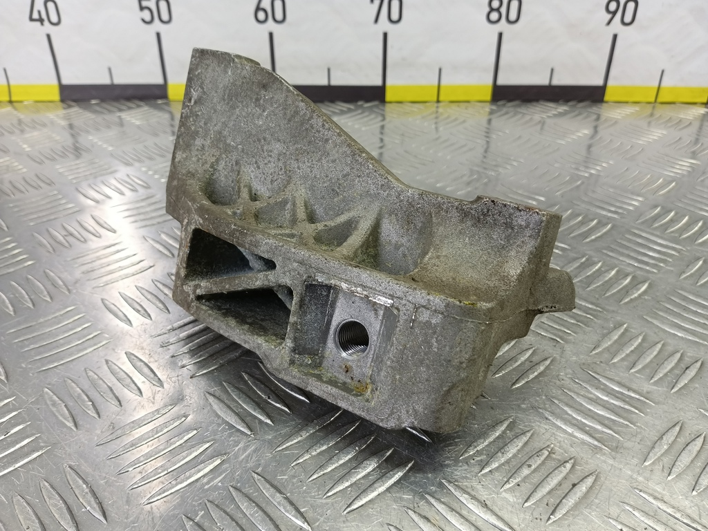 кронштейн двигателя (двс) NISSAN QASHQAI  11232JD000, 750 рублей, Москва