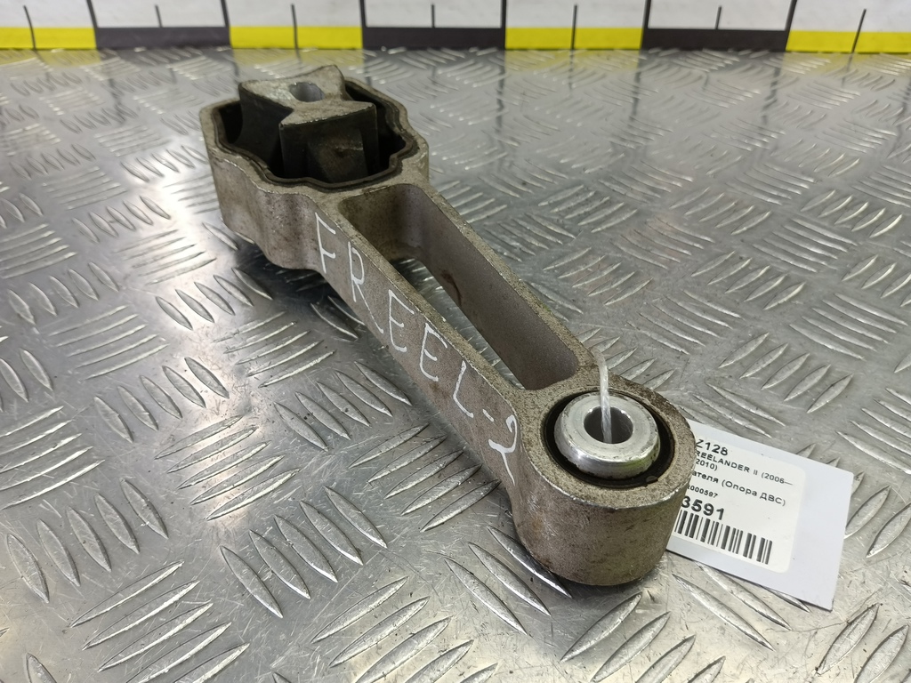 подушка двигателя (опора двс) LAND ROVER FREELANDER  LR000597, 2240 рублей, Москва