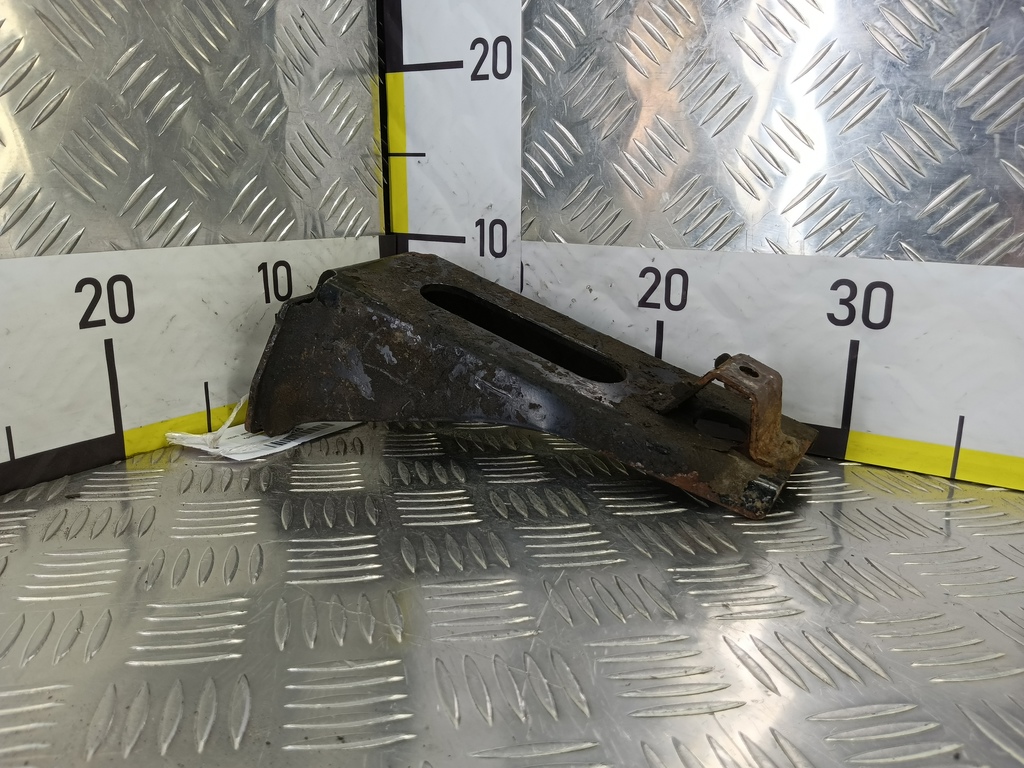 кронштейн двигателя (двс) SUZUKI JIMNY 1.3 AT (85 л.с.)Jimny  III рестайлинг (2005—2012) Внедорожник 1174076JA0, 2130 рублей, Москва