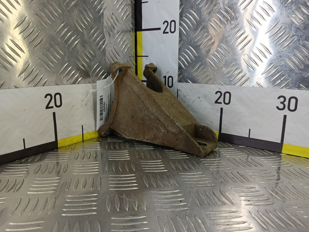 кронштейн двигателя (двс) SUZUKI Grand Vitara 1.6 4WD MT (106 л.с.)Grand Vitara  II (2005—2008) Внедорожник 1165164J00, 520 рублей, Москва