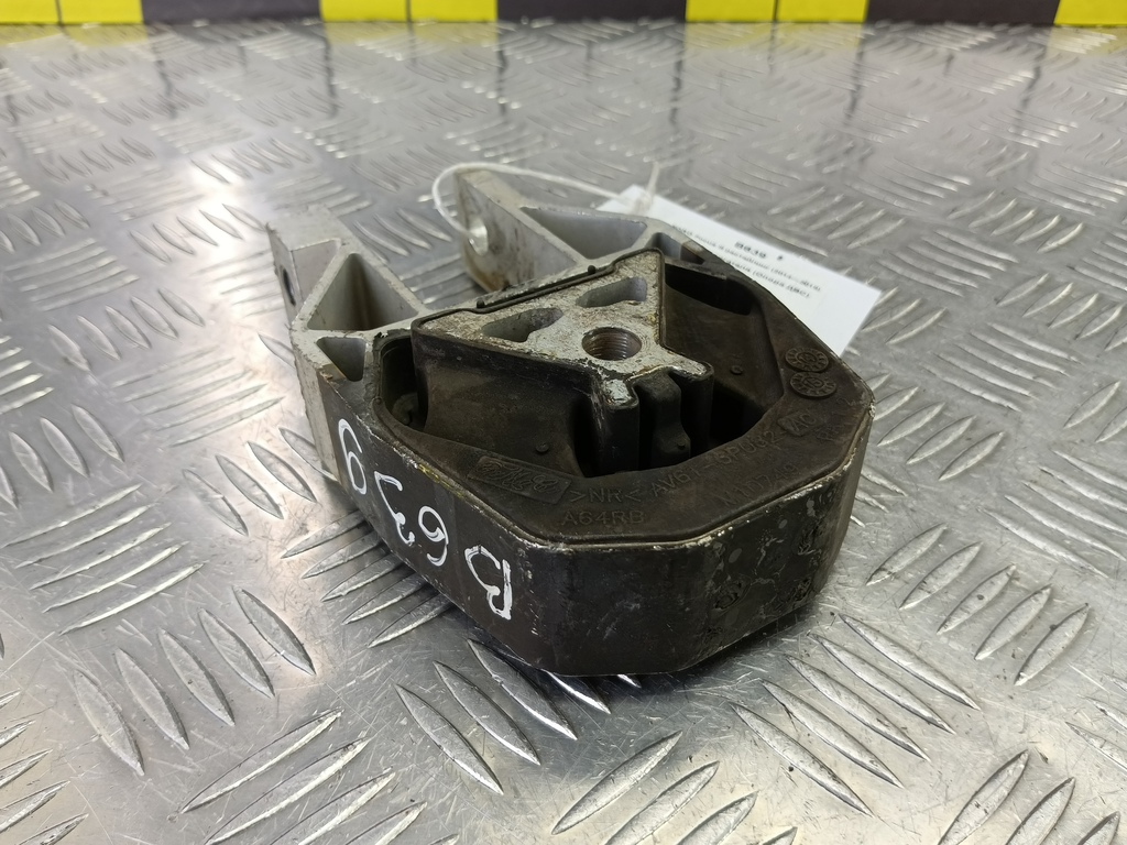 подушка двигателя (опора двс) FORD Focus 2.0 AMT (160 л.с.)Focus  III рестайлинг (2014—2019) Седан 1751001, 2010 рублей, Москва