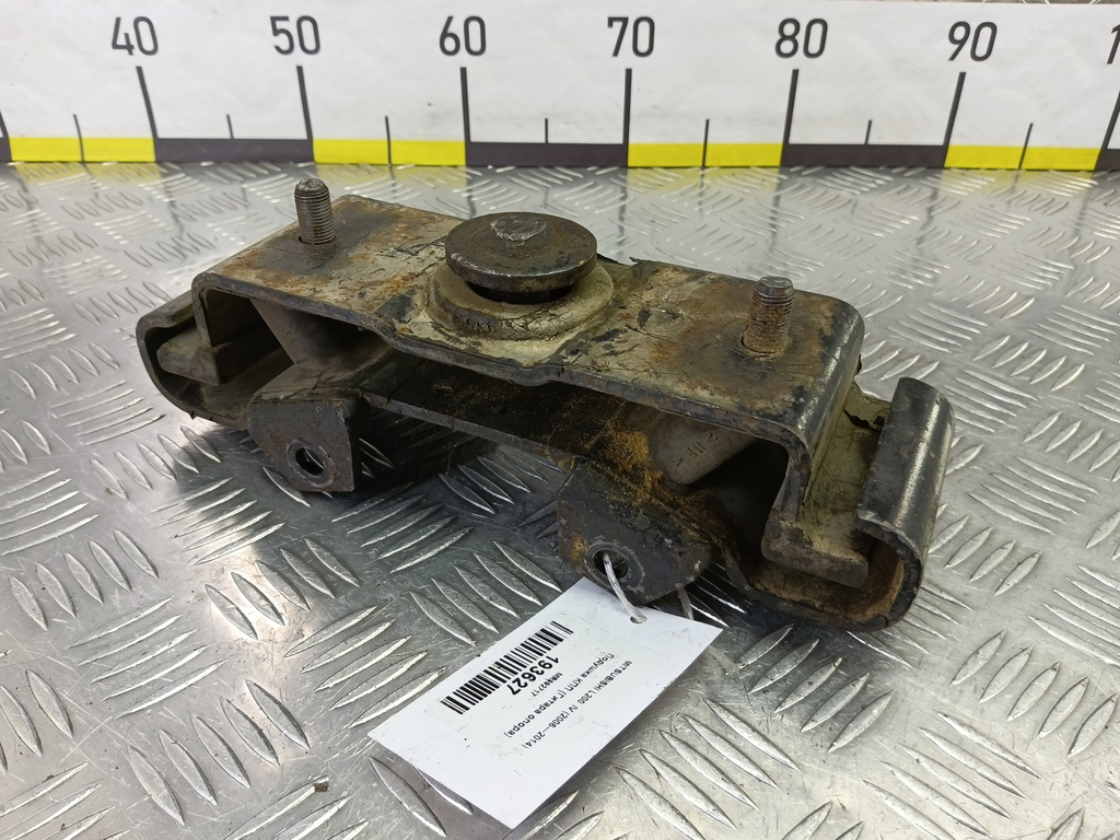 подушка кпп (гитара опора) MITSUBISHI L200   MR992717, 5460 рублей, Москва