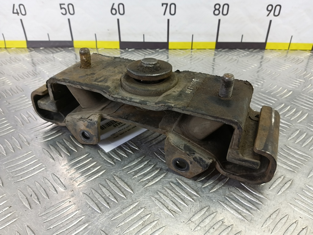 подушка кпп (гитара опора) MITSUBISHI L200   MR992717, 5460 рублей, Москва