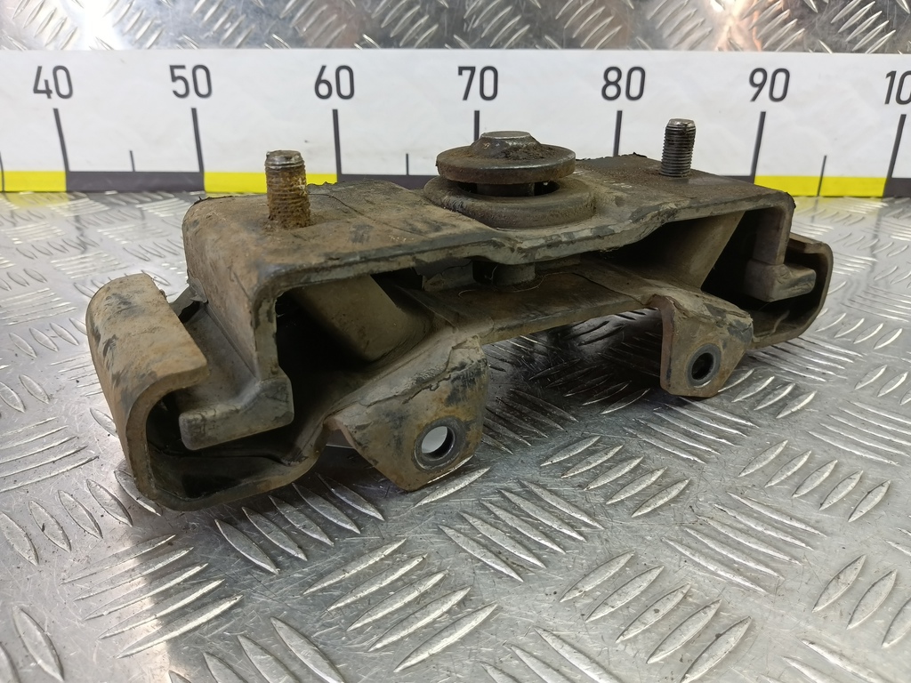 подушка кпп (гитара опора) MITSUBISHI L200   MR992717, 5460 рублей, Москва