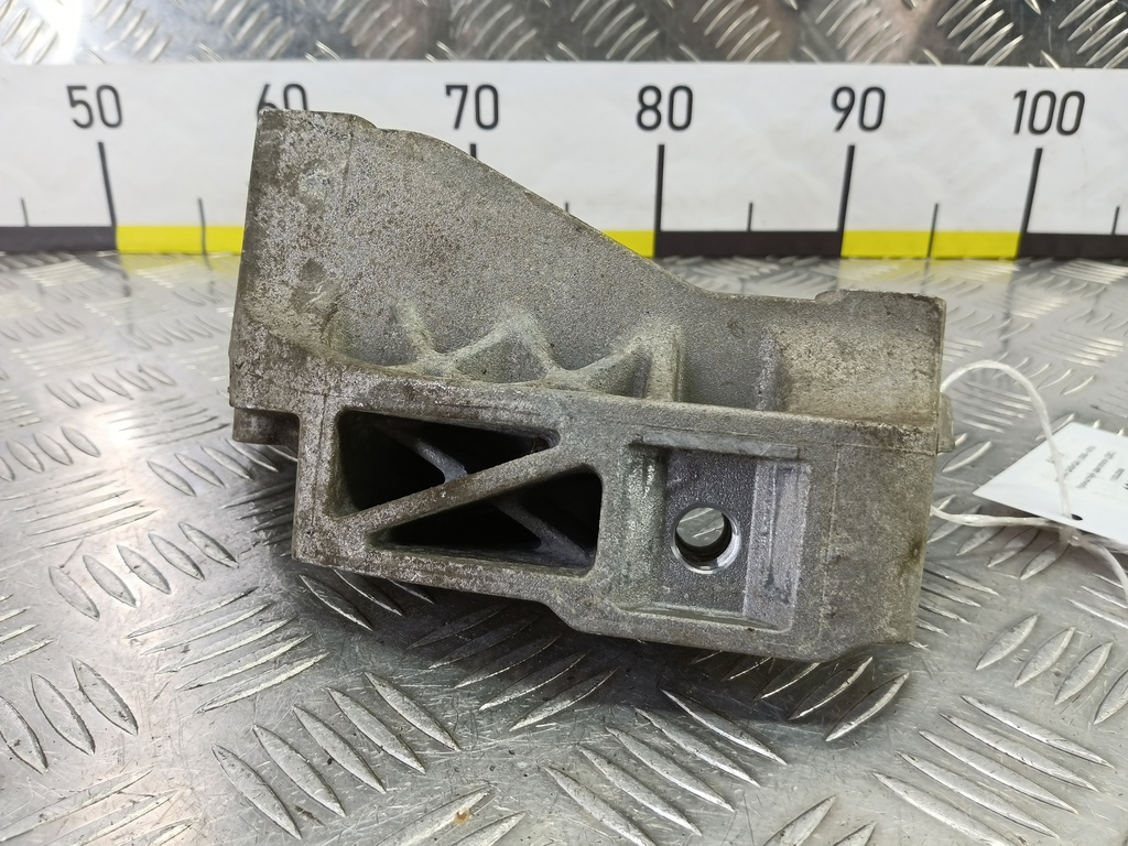 кронштейн двигателя (двс) NISSAN QASHQAI  11232JD000, 750 рублей, Москва