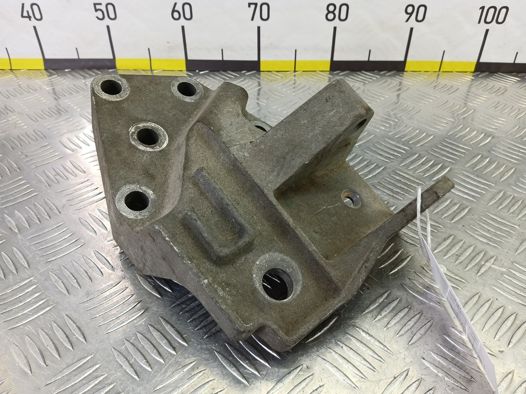 кронштейн двигателя (двс) LAND ROVER FREELANDER 2.2 TD MT (150 л.с.)Freelander  II (2006—2010) Внедорожник LR004510, 980 рублей, Москва