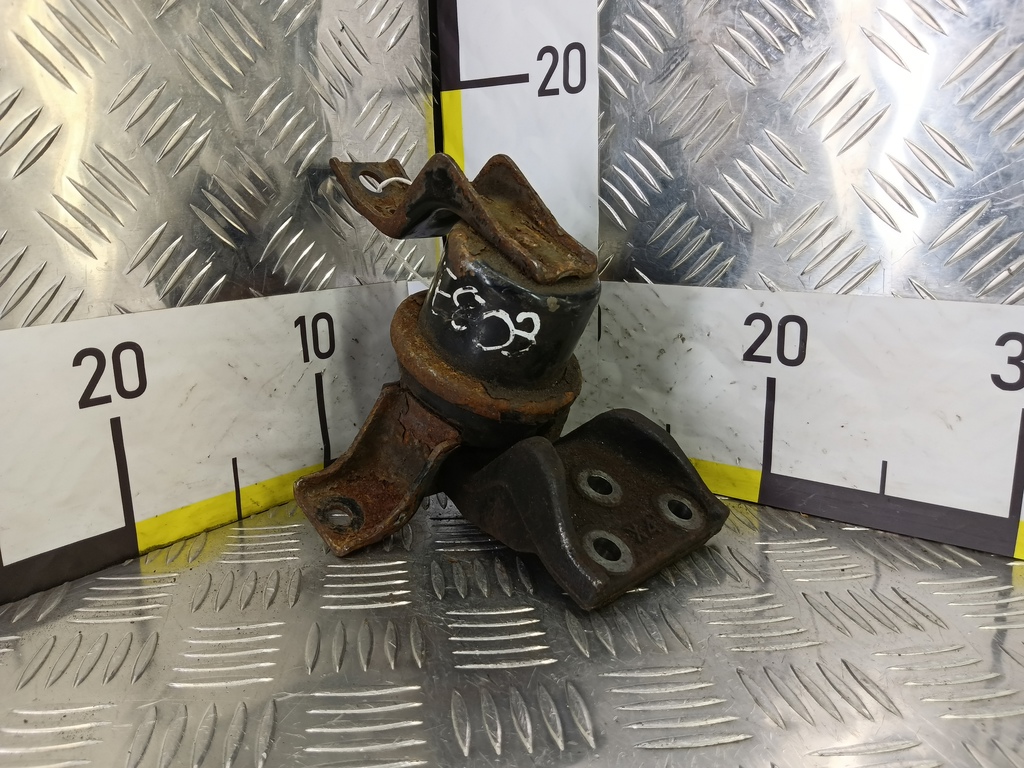 подушка двигателя (опора двс) MITSUBISHI LANCER 1.6 CVT (98 л.с.)Lancer  IX (2000—2007) Седан MR403666, 980 рублей, Москва