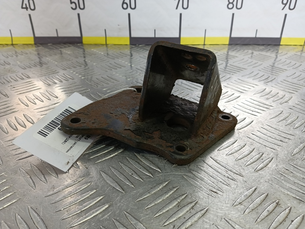 кронштейн двигателя (двс) MITSUBISHI PAJERO SPORT  MD367189, 630 рублей, Москва