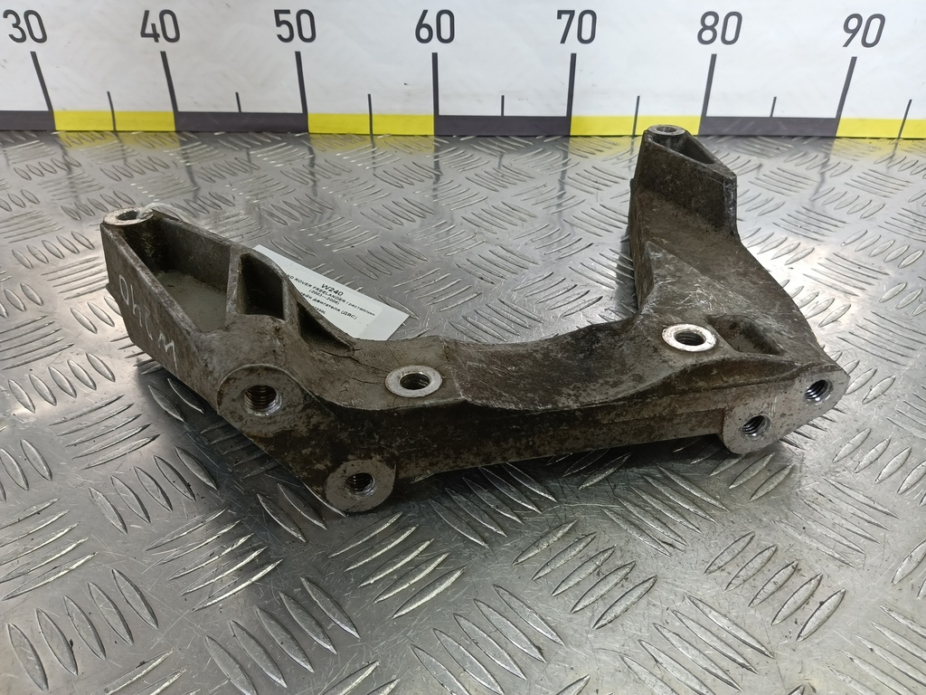 кронштейн двигателя (двс) LAND ROVER FREELANDER 2.5 AT (177 л.с.)Freelander  I (1997—2003) Внедорожник KKU107650L, 980 рублей, Москва