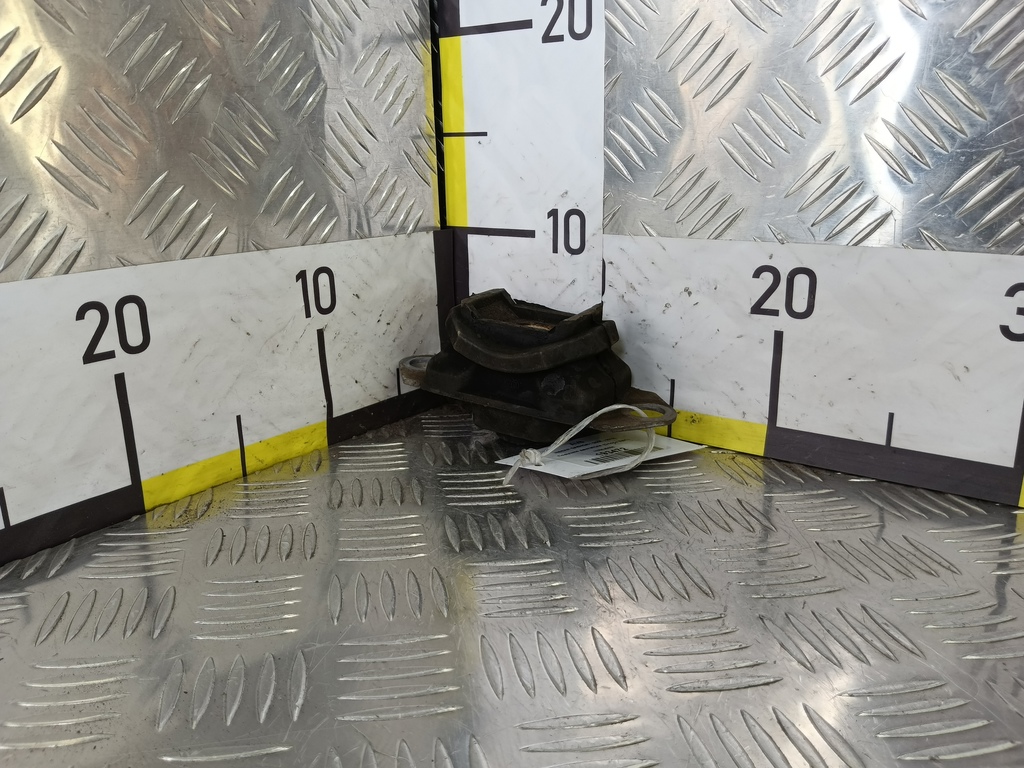 подушка двигателя (опора двс) NISSAN QASHQAI  11220JD000, 860 рублей, Москва