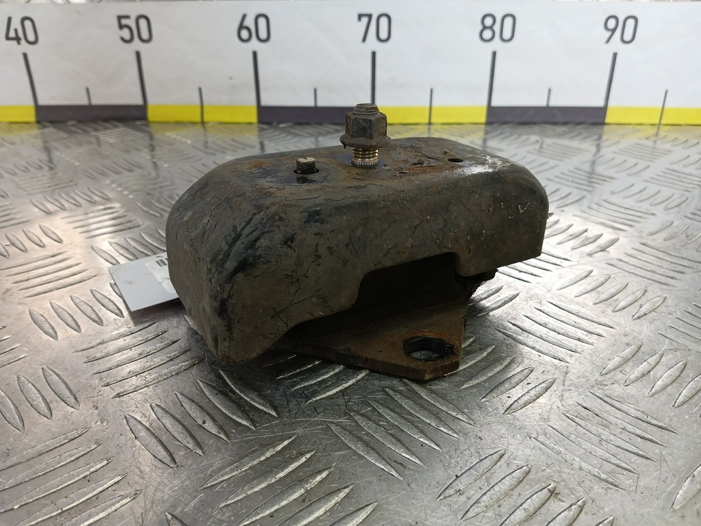 подушка двигателя (опора двс) MITSUBISHI L200  2.5 DI-D MT (136 л.с.)L200  IV (2006—2014) Пикап MR992670, 750 рублей, Москва