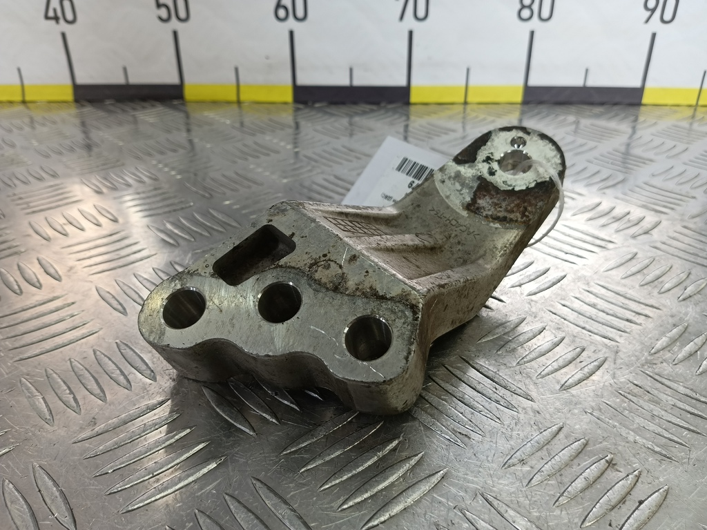 кронштейн двигателя (двс) Kia Ceed  218152H200, 520 рублей, Москва